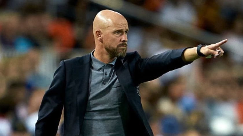 Manchester United manager Erik Ten Hag stood with Portuguese skipper Bruno Fernandez after criticism channelled to him after the 7-0 loss to Liverpool in EPL.